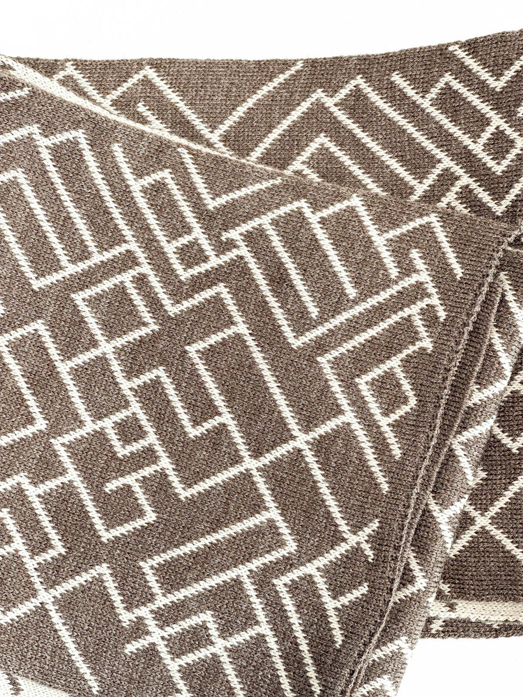 Brown Geometric Patterned Knit Scarf - Wessi